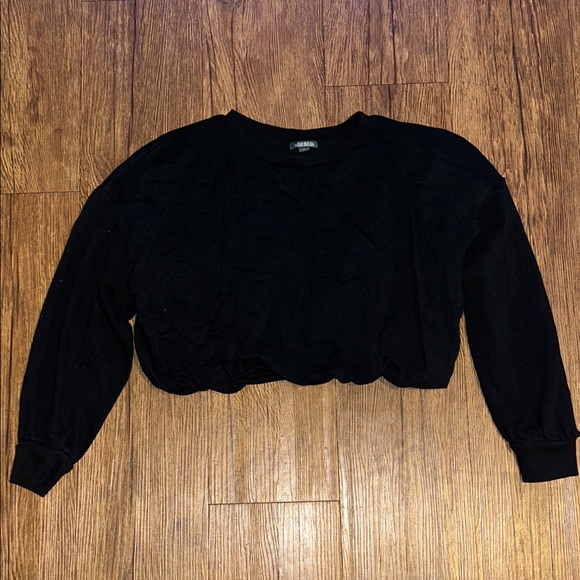 Wild Fable Women's Bubble Hem
Sweatshirt Black Size Medium - Picture 4 of 9